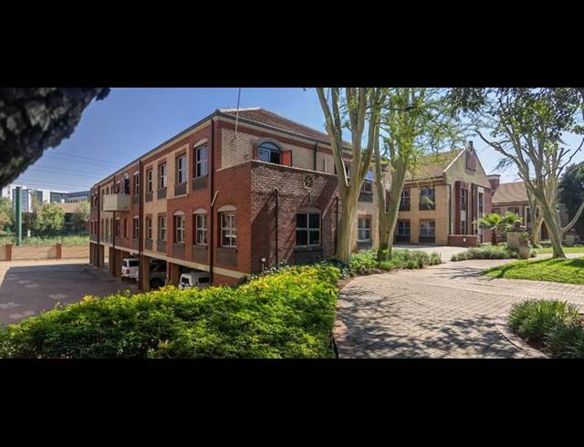 BUSINESS PROPERTY TO RENT IN MENLYN